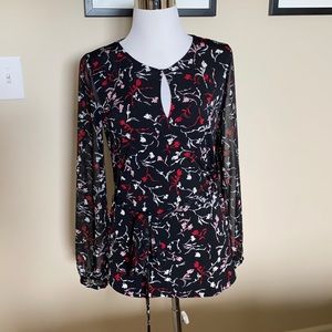White House Black Market EUC Top, size XS